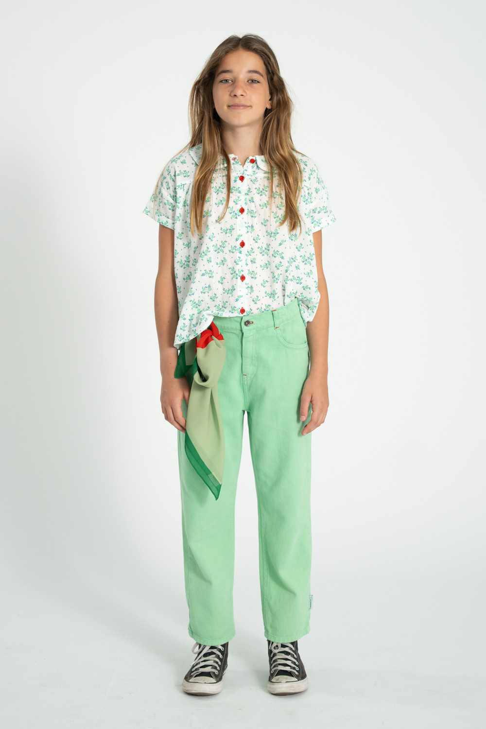 Bluzka z kołnierzykiem „peter pan” ecru w zielone kwiaty 1