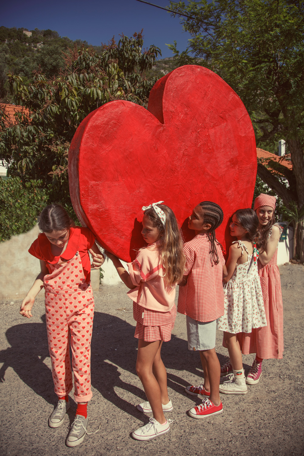 Skarpety ecru z nadrukiem wiśni 1