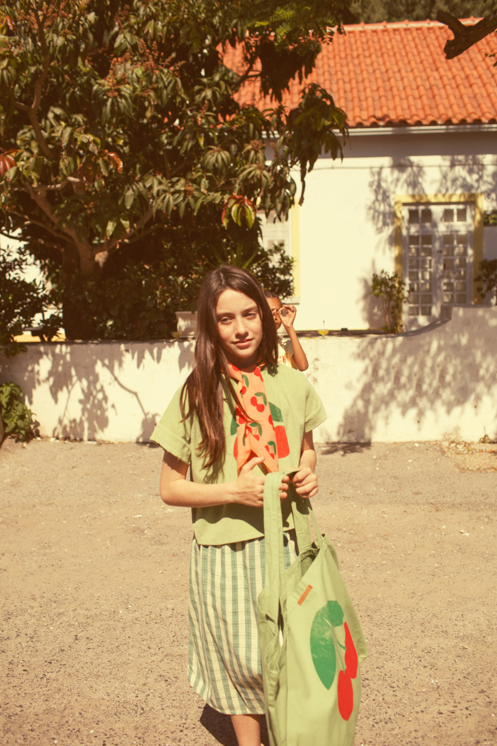 Torba XL jasnooliwkowa z nadrukiem wiśni 3