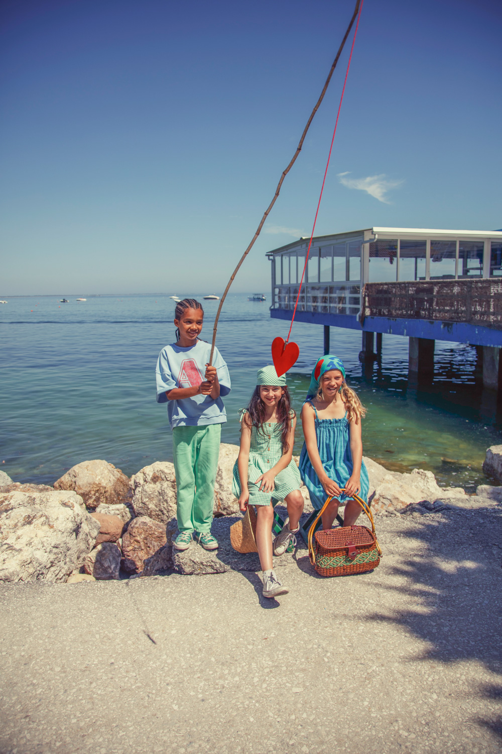 Jedwabista bandana z nadrukiem „peace” 1