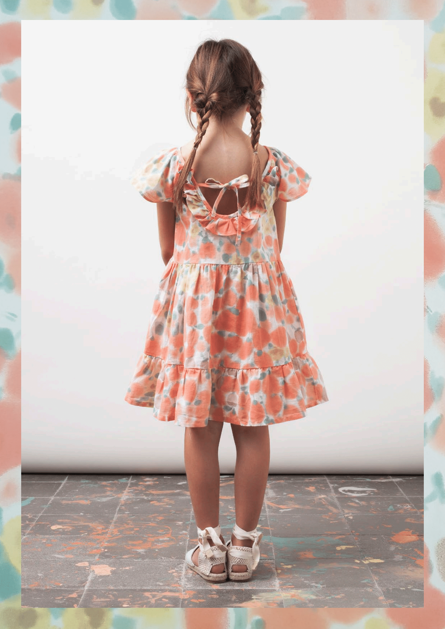 Sukienka w kwiatowy wzór